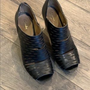 Clark peep toe shoes/sandals